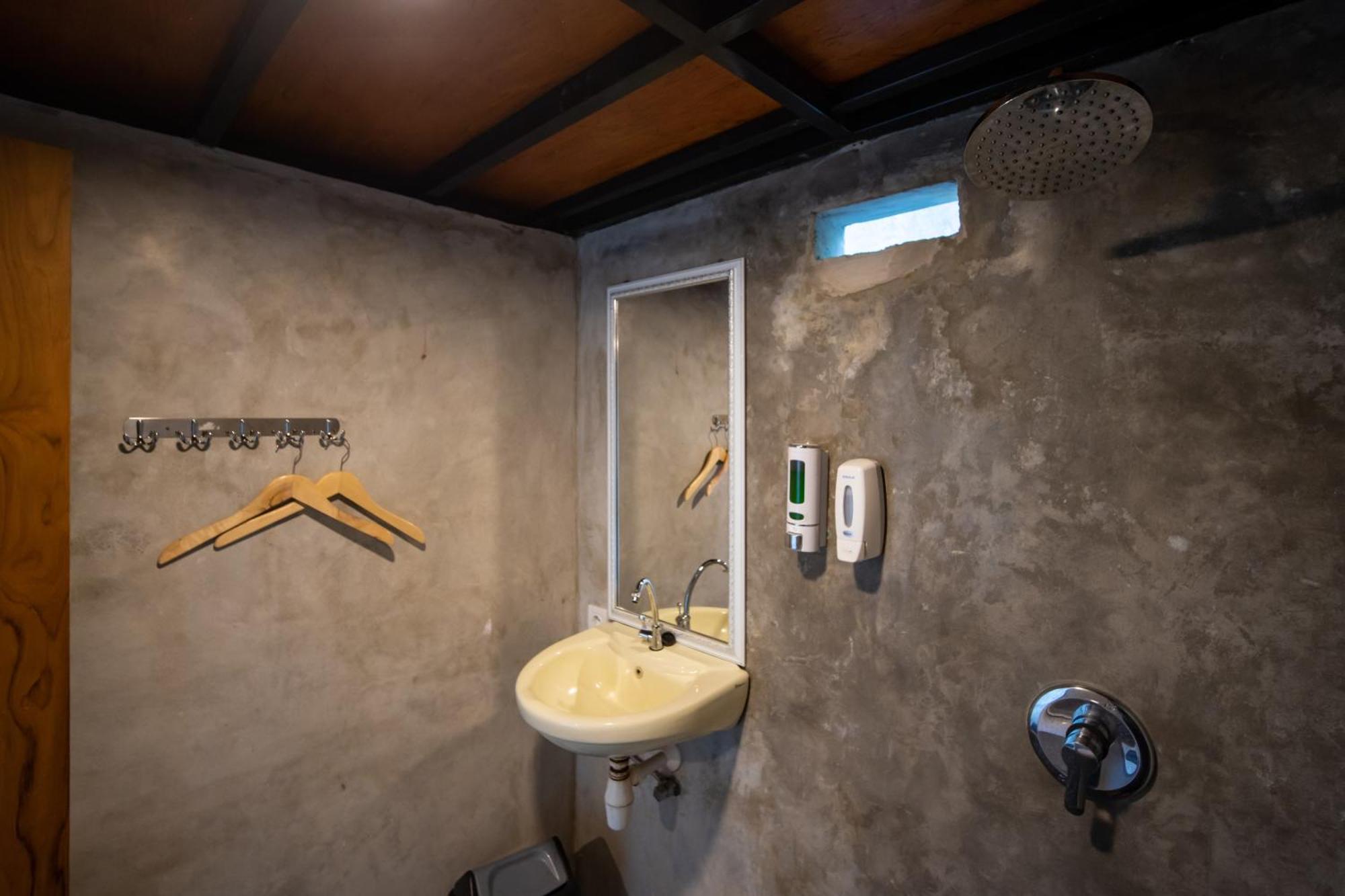 Hotel Puncak Gunung Kintamani Habitación foto